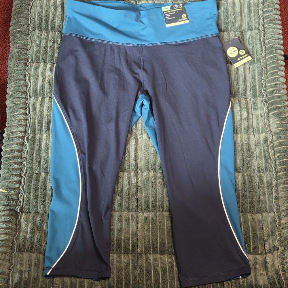 New Xersion compression high rise Capri blue Size xl